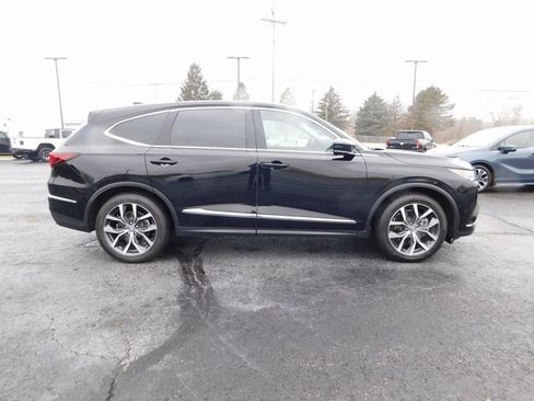 Used 2022 Acura MDX Technology image 2