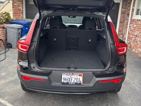 Used 2023 Volvo XC40 Recharge Ultimate AWD/4WD image 8