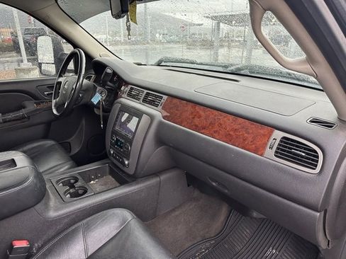 Used 2013 GMC Sierra 2500 SLT w/ SLT Convenience Package image 24