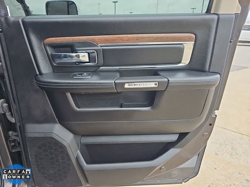 Used 2018 RAM 2500 Laramie w/ Convenience Group AWD/4WD image 33