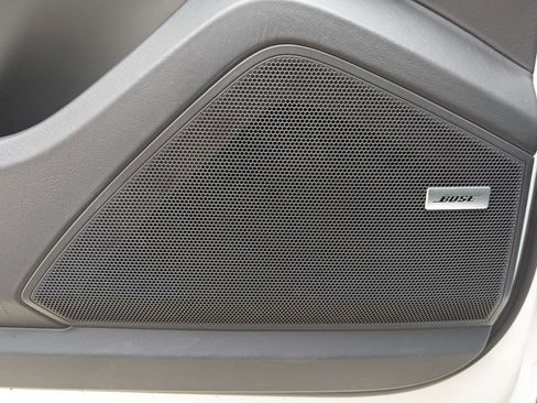 Certified 2025 Porsche Cayenne Coupe image 14