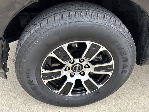 Used 2023 Nissan Titan SV w/ Accessory Utility Package image 13