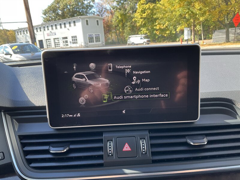 Used 2019 Audi Q5 2.0T Premium Plus AWD/4WD image 21