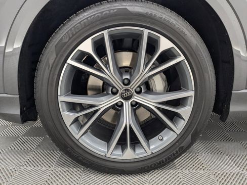 Used 2025 Audi Q8 Prestige image 23