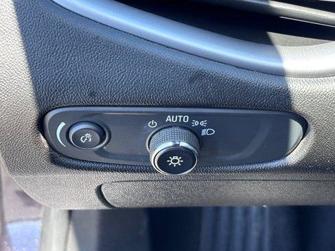 Used 2023 Chevrolet Malibu LT FWD image 20