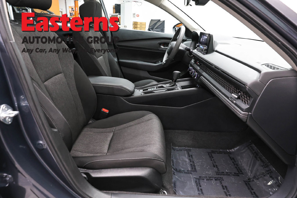 Used 2023 Honda Accord EX image 24
