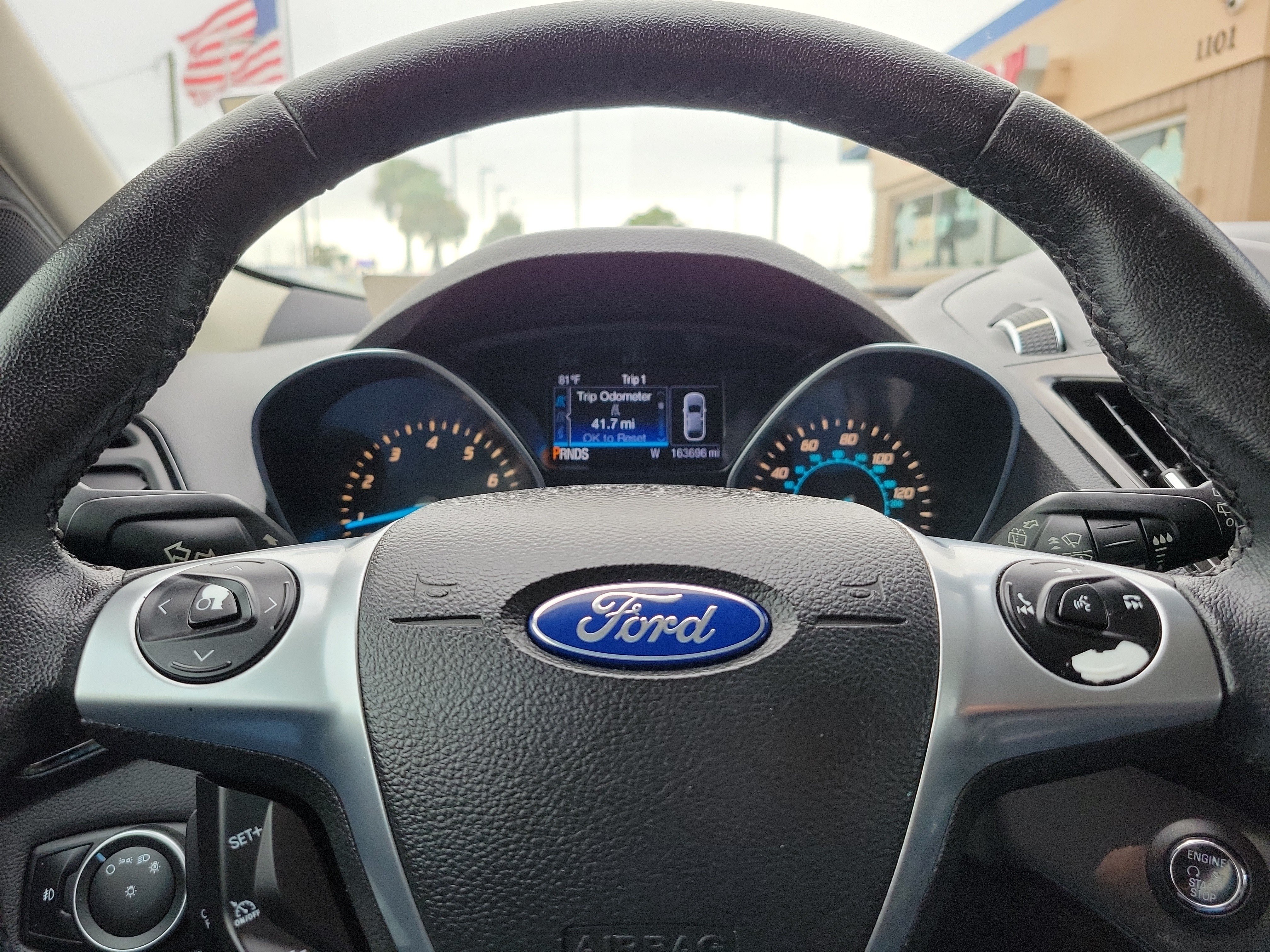 Used 2015 Ford Escape Titanium w/ Equipment Group 301A AWD/4WD image 22