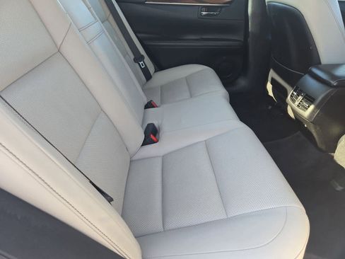 Used 2013 Lexus ES 350 4dr Sdn image 20