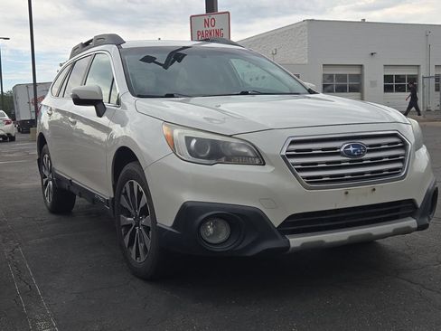 Used 2015 Subaru Outback 2.5i Limited w/ Popular Package #4 AWD/4WD image 3
