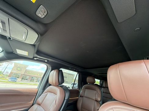New 2026 Lincoln Navigator L Reserve AWD/4WD image 22