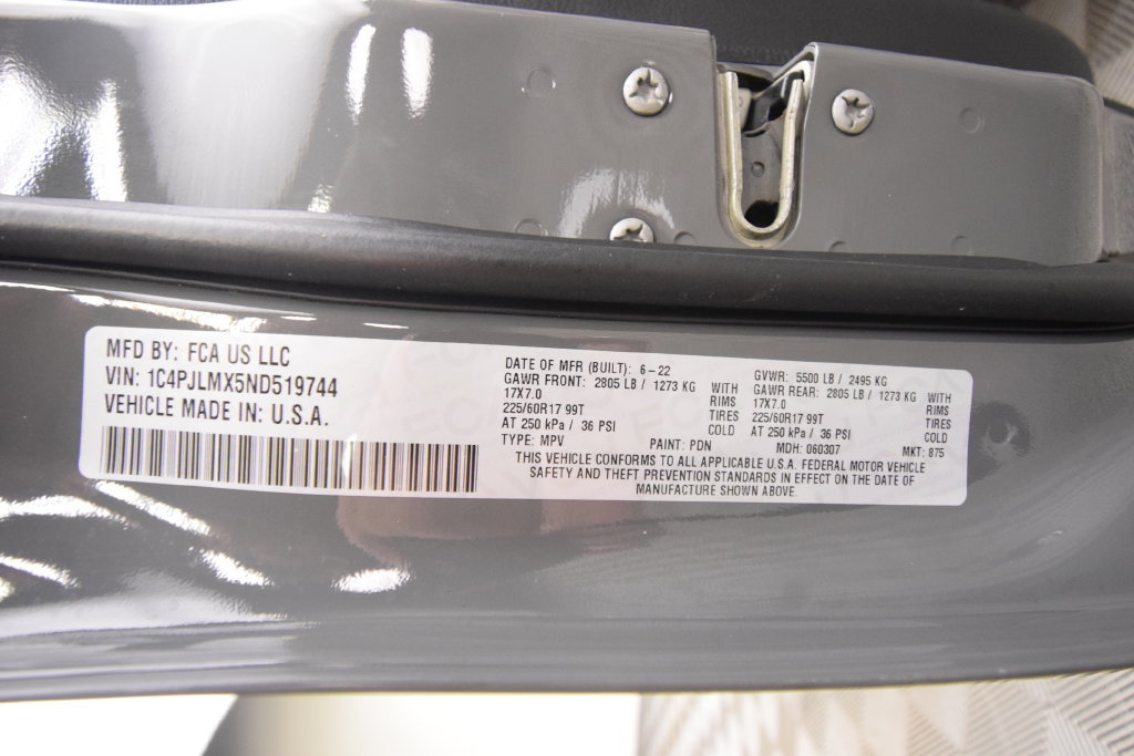 Used 2022 Jeep Cherokee Latitude Lux FWD image 24