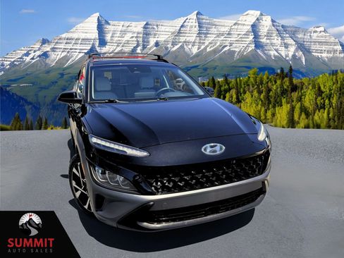 Used 2023 Hyundai Kona Limited AWD/4WD image 1