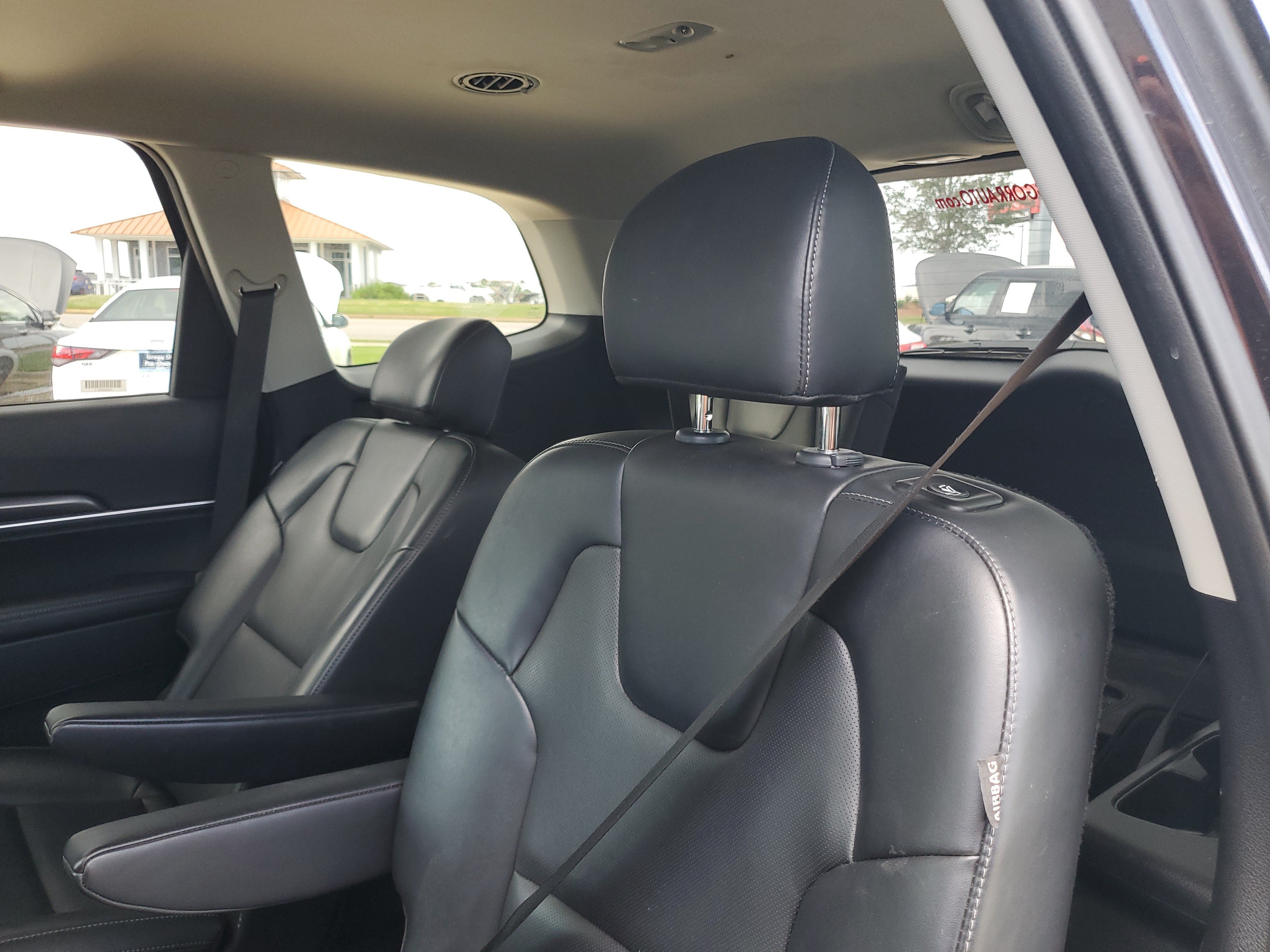 Used 2025 Kia Telluride S AWD/4WD image 26