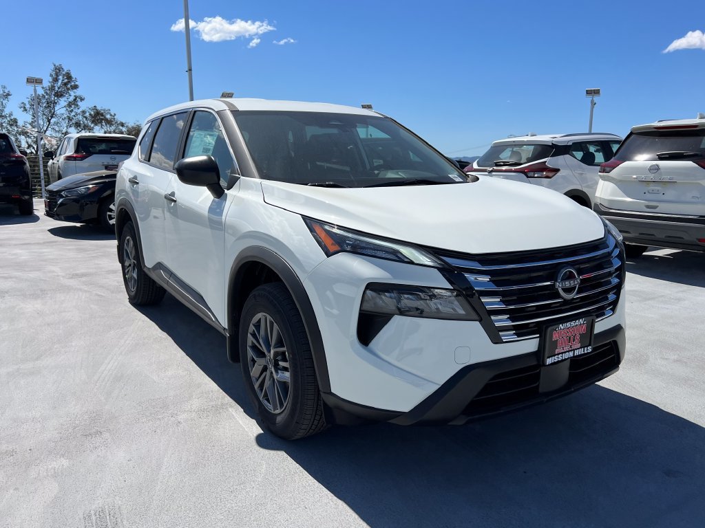 New 2027 Nissan Rogue S FWD image 8