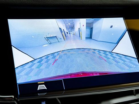 Certified 2023 Cadillac XT6 Premium Luxury AWD/4WD image 32