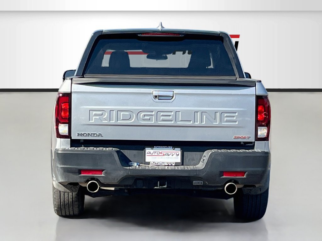 Used 2025 Honda Ridgeline Sport image 6