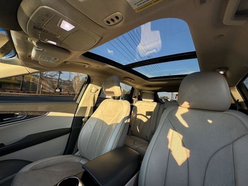 Used 2019 Lincoln Nautilus Reserve w/ Cargo Utility Package image 14