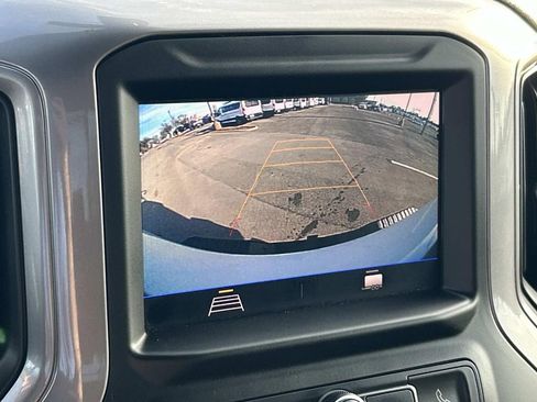 Used 2022 Chevrolet Silverado 2500 Custom image 26