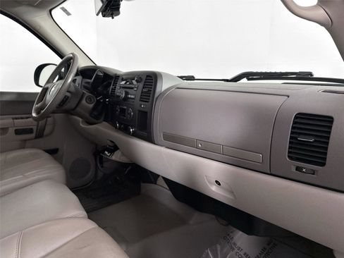 Used 2012 Chevrolet Silverado 1500 LT image 36