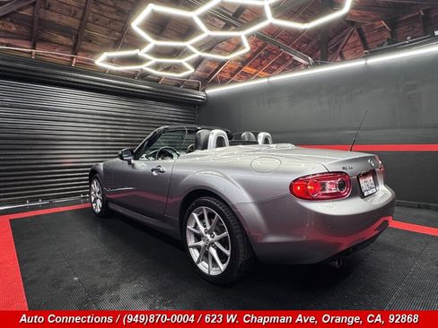 Used 2010 MAZDA MX-5 Miata Grand Touring image 5