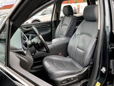 Used 2018 Buick Enclave Premium w/ Experience Buick Package image 7