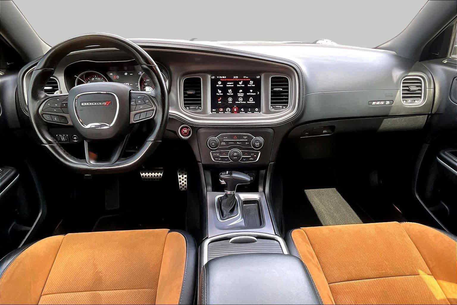 Used 2022 Dodge Charger Scat Pack w/ Dynamics Package RWD image 14