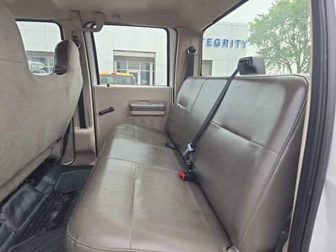 Used 2009 Ford F250 XL AWD/4WD image 16