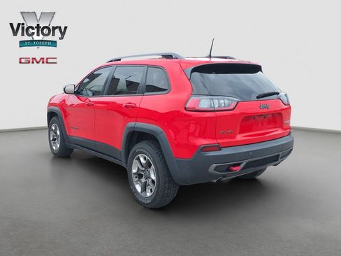 Used 2019 Jeep Cherokee Trailhawk AWD/4WD image 15