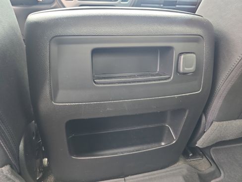 Used 2017 GMC Sierra 1500 SLT w/ SLT Premium Package AWD/4WD image 15