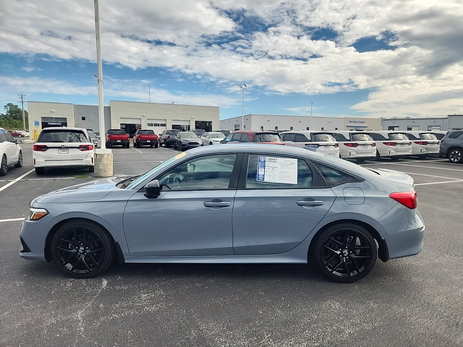 Used 2024 Honda Civic Sport image 3