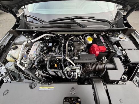 Used 2025 Nissan Sentra SV FWD image 30