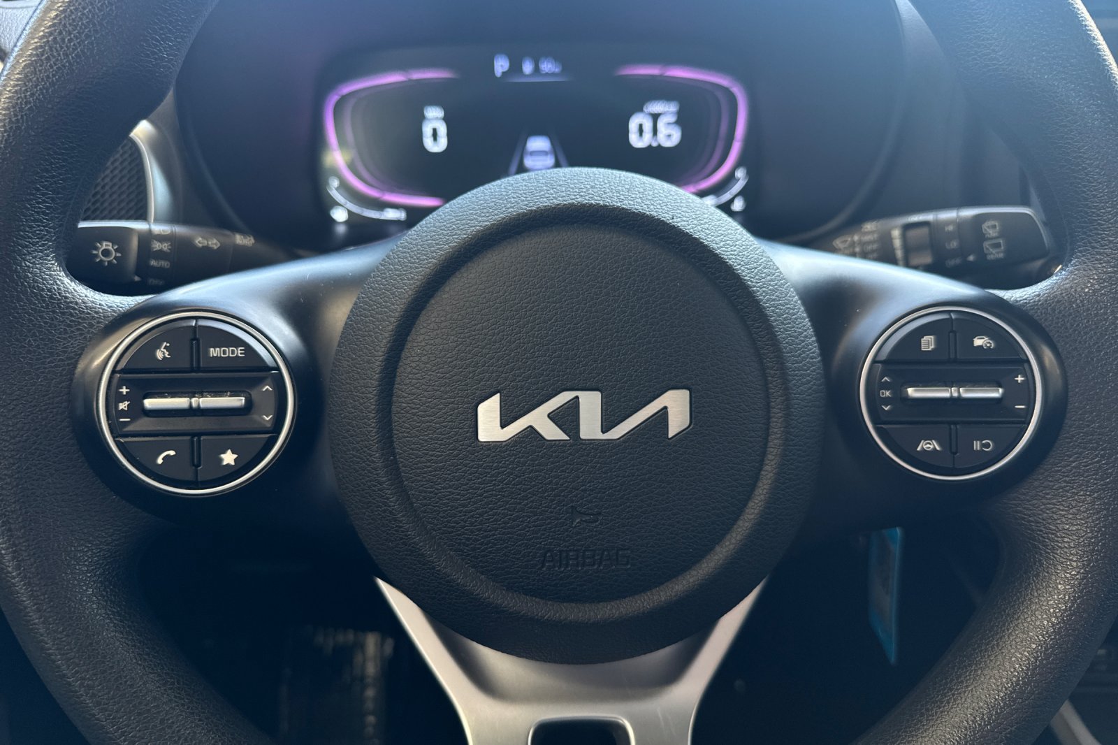 Used 2024 Kia Soul LX w/ Option Group 015 FWD image 22