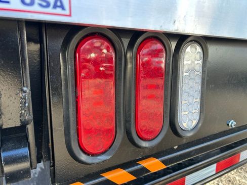 New 2026 Ford E-450 and Econoline 450 Super Duty w/ Driver's Safety Package image 16