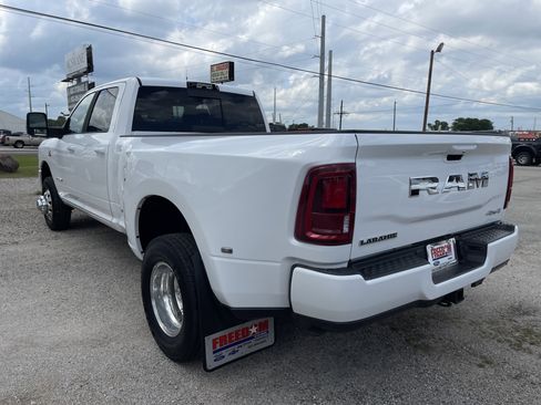 Used 2026 RAM 3500 Laramie w/ Max Tow Package AWD/4WD image 6