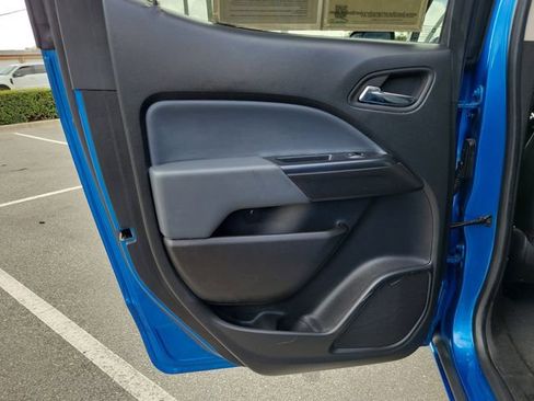 Used 2022 Chevrolet Colorado Z71 image 11