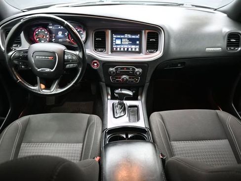 Used 2019 Dodge Charger SXT w/ Blacktop Package RWD image 12