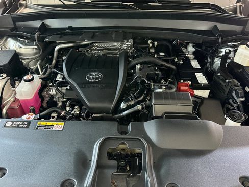 Used 2024 Toyota Grand Highlander FWD image 25