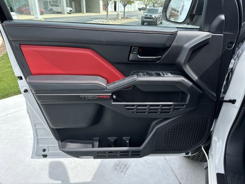 Certified 2025 Toyota Tacoma TRD Pro AWD/4WD image 14