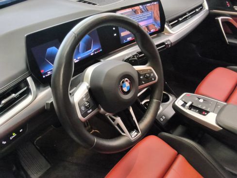 Used 2025 BMW X1 xDrive28i AWD/4WD image 14