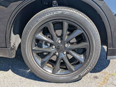 Used 2018 Dodge Durango GT w/ Blacktop Package RWD image 12
