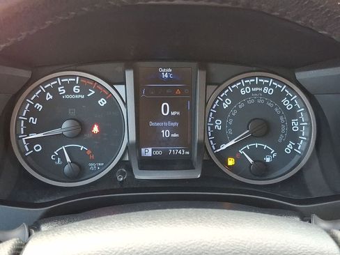 Used 2020 Toyota Tacoma 4x4 Double Cab image 17