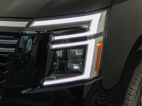 New 2026 Nissan Armada SL image 4