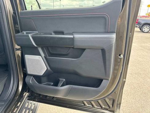 Used 2025 Ford F150 Raptor AWD/4WD image 25