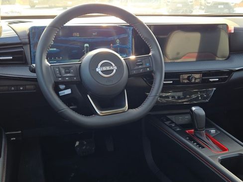 New 2026 Nissan Kicks SR w/ SR Premium Package image 19