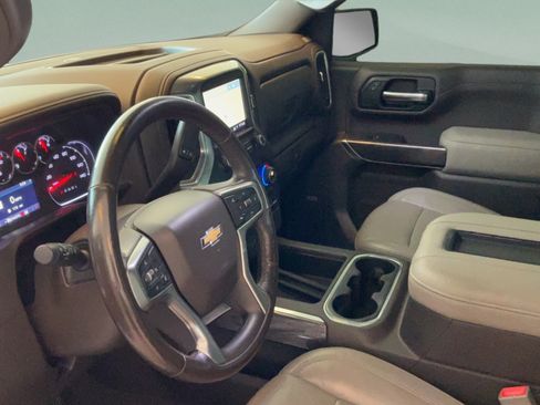 Used 2019 Chevrolet Silverado 1500 LTZ w/ LTZ Convenience Package AWD/4WD image 22