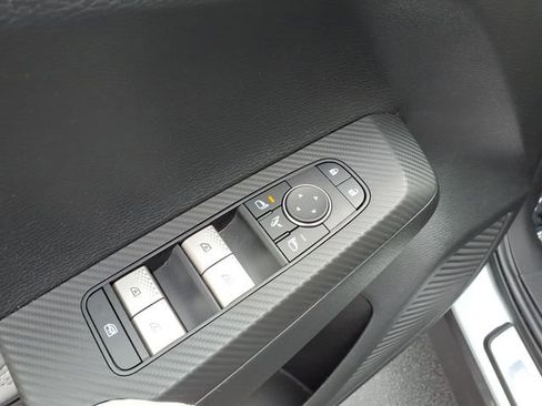 Used 2023 Mitsubishi Outlander SEL 40th Anniversary AWD/4WD image 12