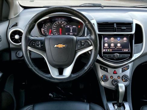 Used 2020 Chevrolet Sonic Premier image 4