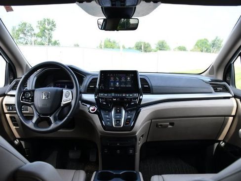Certified 2024 Honda Odyssey Touring image 22