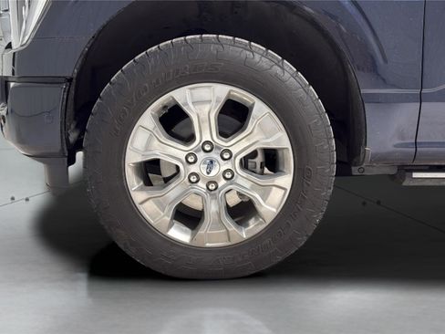 Used 2022 Ford F150 Platinum w/ Equipment Group 701A High AWD/4WD image 34