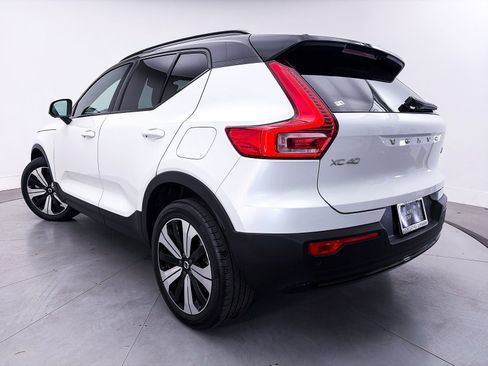 Used 2023 Volvo XC40 Recharge Plus AWD/4WD image 2
